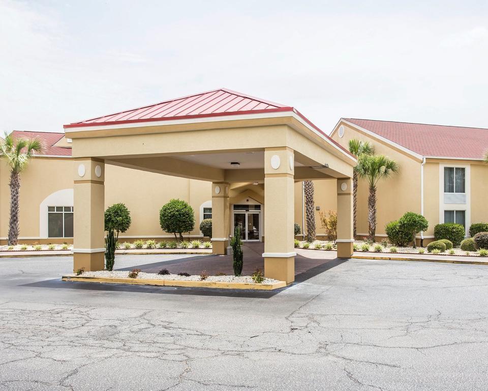 Comfort Inn & Suites Walterboro I-95 Exterior foto